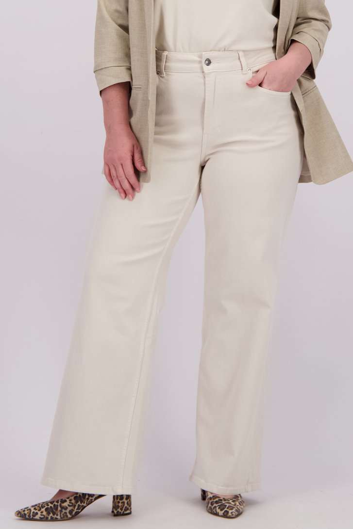 Detail van Beige jeans - Wide leg fit door ONLY Carmakoma voor Dames
