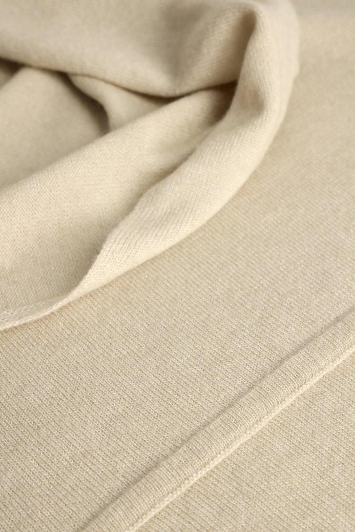 Productfoto 1 van Beige sjaal met wol en kasjmier door D'Auvry Studio voor Dames