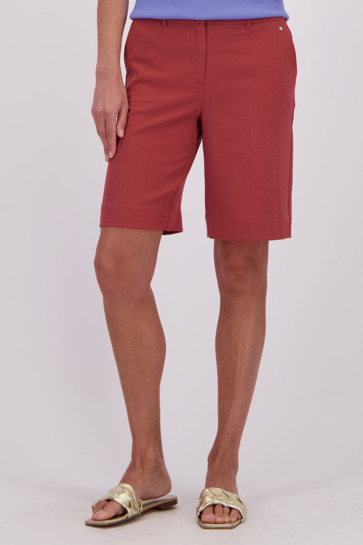 Détail de Bermuda brun élégant de Claude Arielle pour Femmes