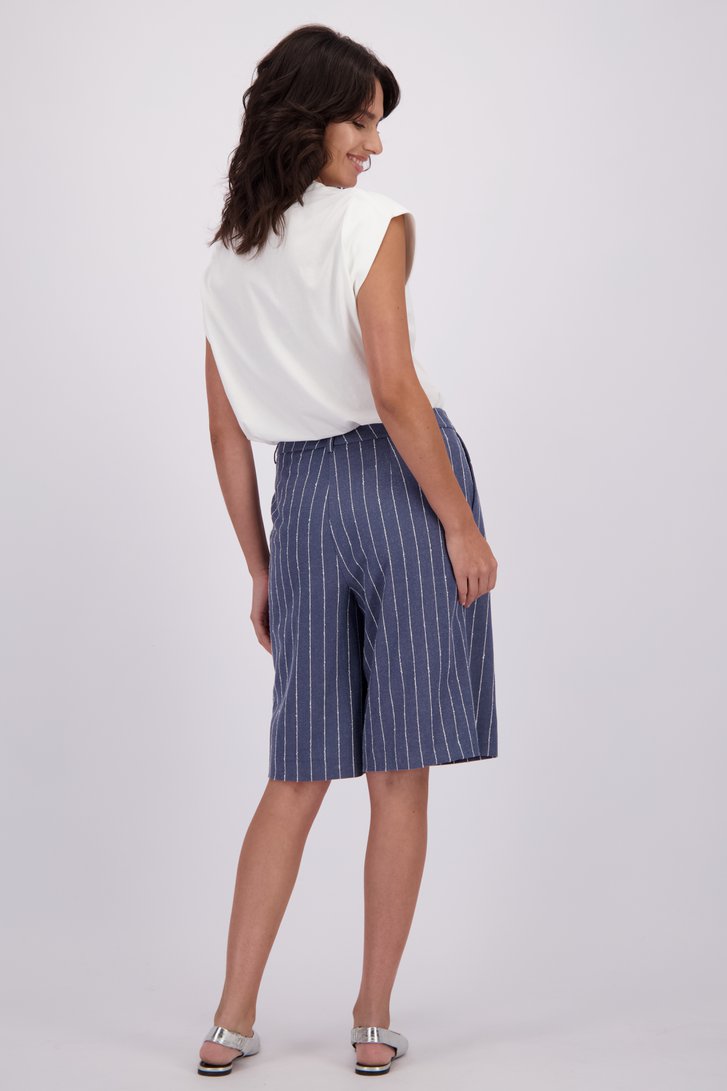 Achterkant van Blauw-wit gestreepte bermuda met denim look door Louise voor Dames