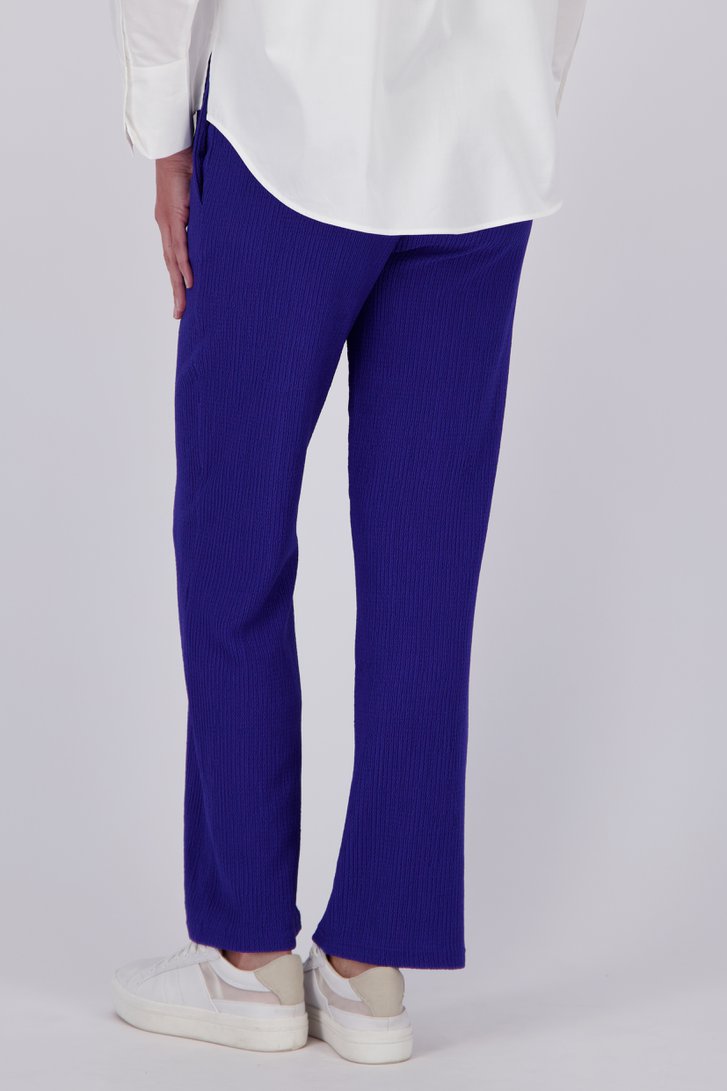 Blauwe broek met structuur en elastische taille van Claude Arielle voor Dames