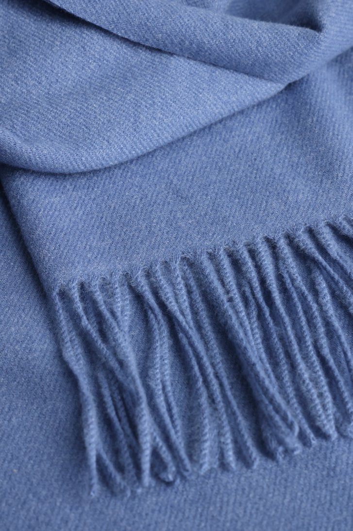 Productfoto 1 van Blauwe sjaal met franjes  door Modeno voor Dames