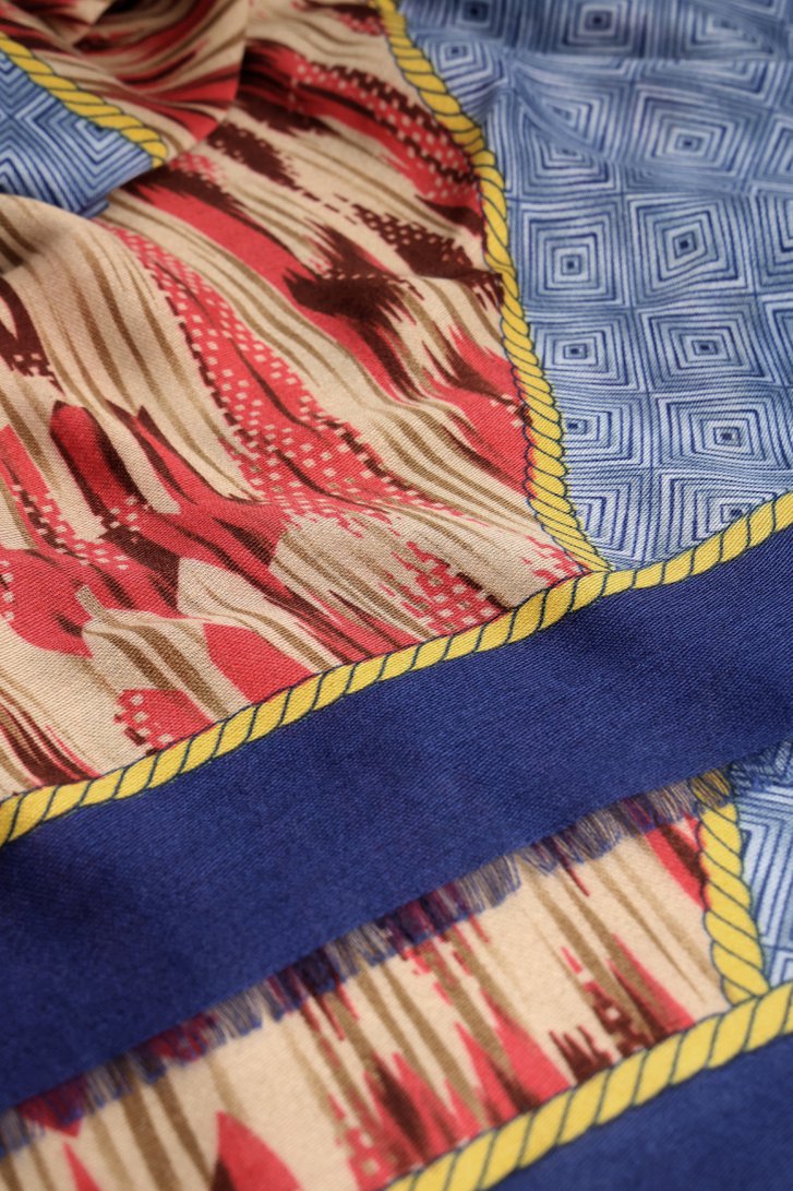 Productfoto 1 van Blauwe sjaal met printmix door Liberty Island voor Dames