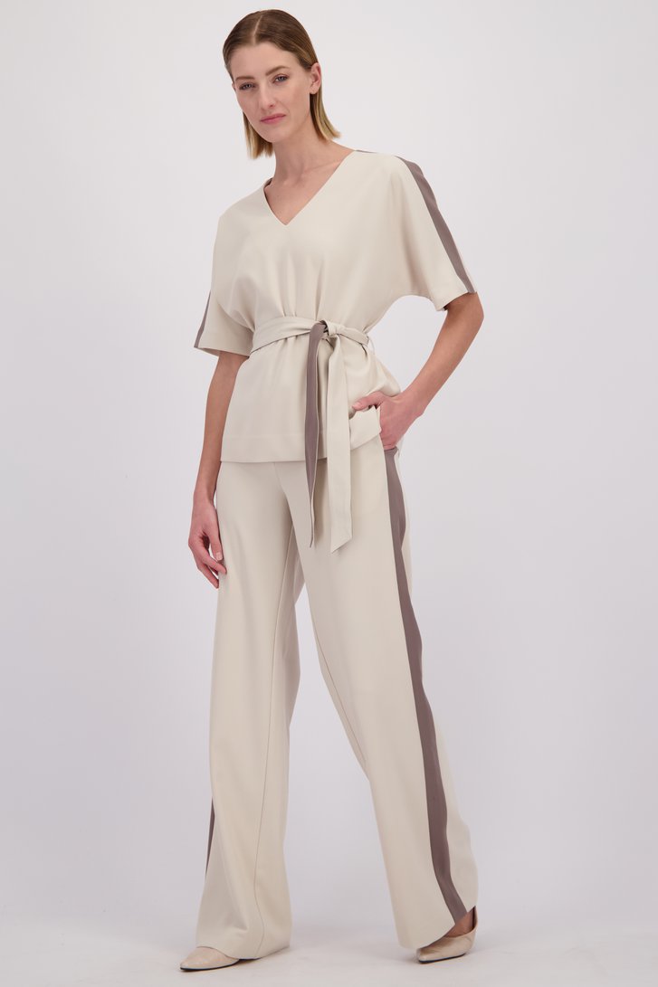 Le dos de Blouse beige avec lien à nouer de D'Auvry pour Femmes