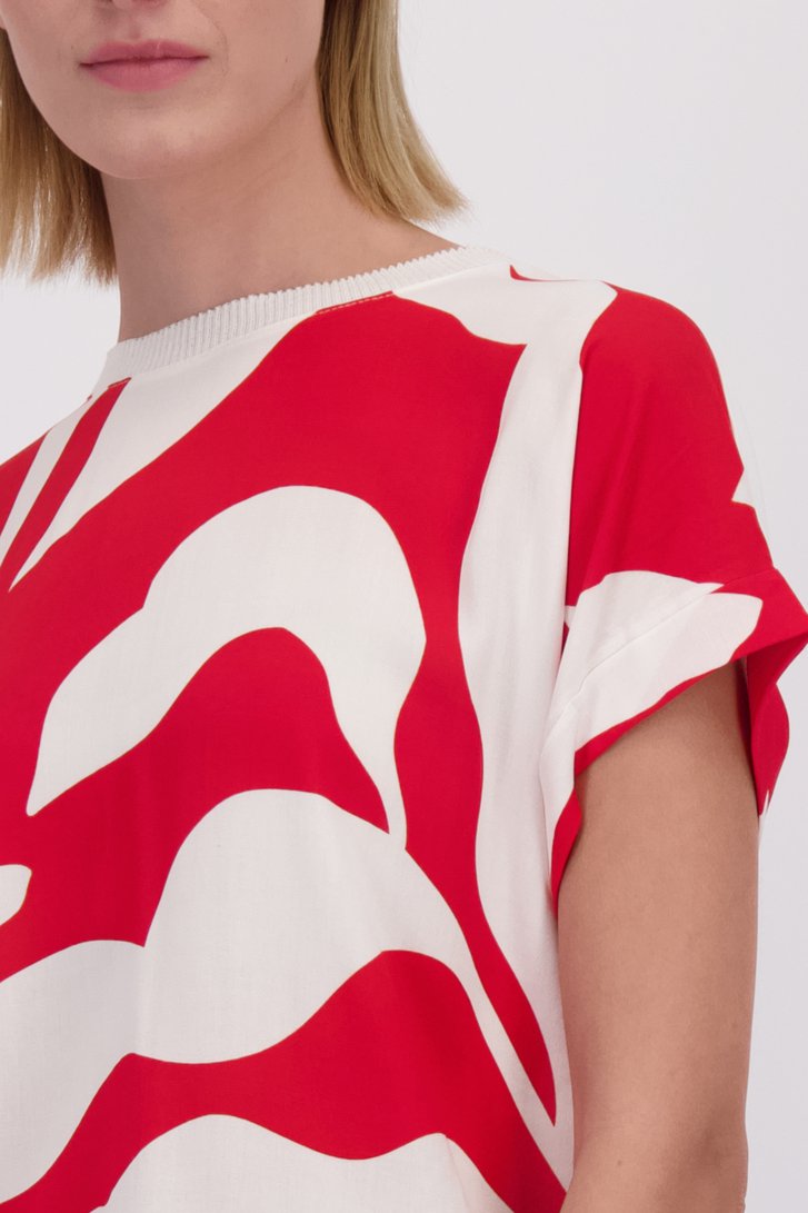 Détail de Blouse d’été à motif feuilles rouge et blanc de More & More pour Femmes