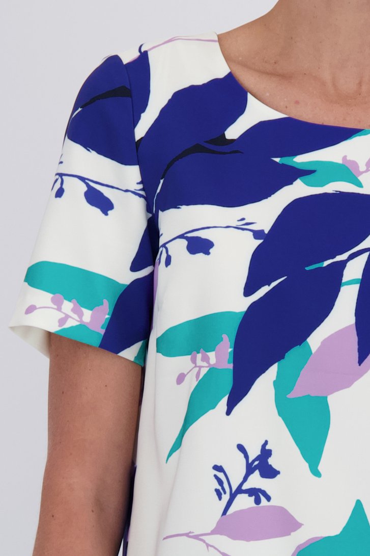Blouse écrue à imprimé feuillage bleu-violet de Claude Arielle pour Femmes