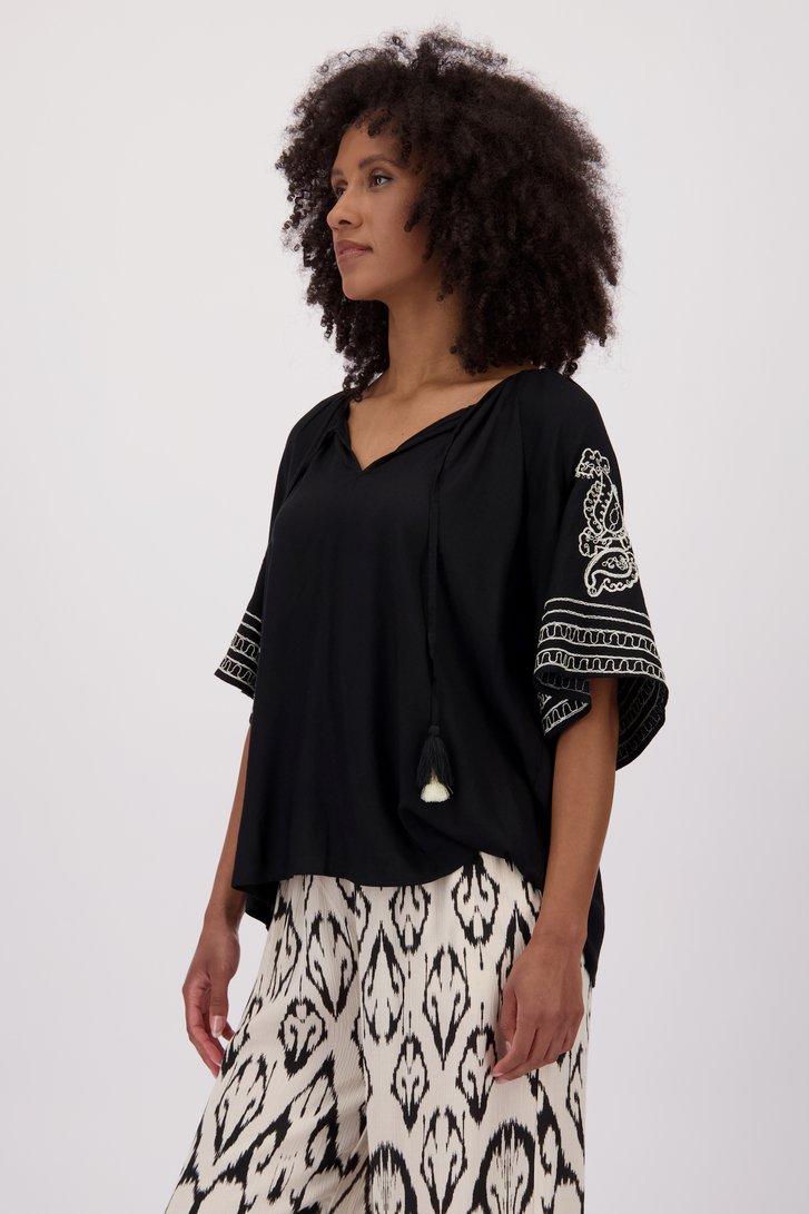 Blouse noire avec manches brodées de JDY pour Femmes
