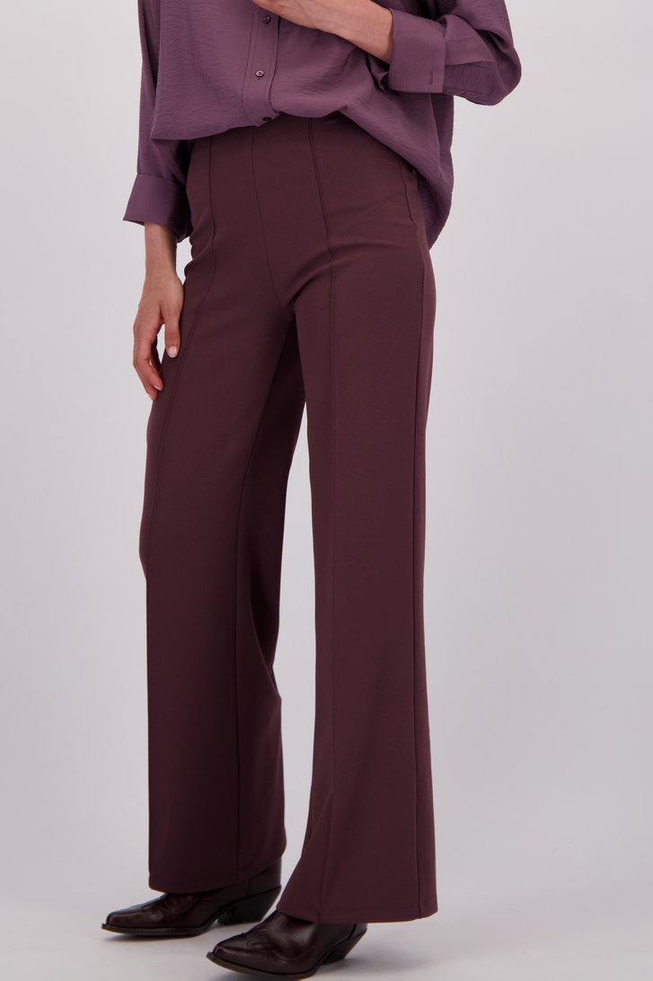 Detail van Bordeaux broek met naden - Straight fit door Liberty Island voor Dames