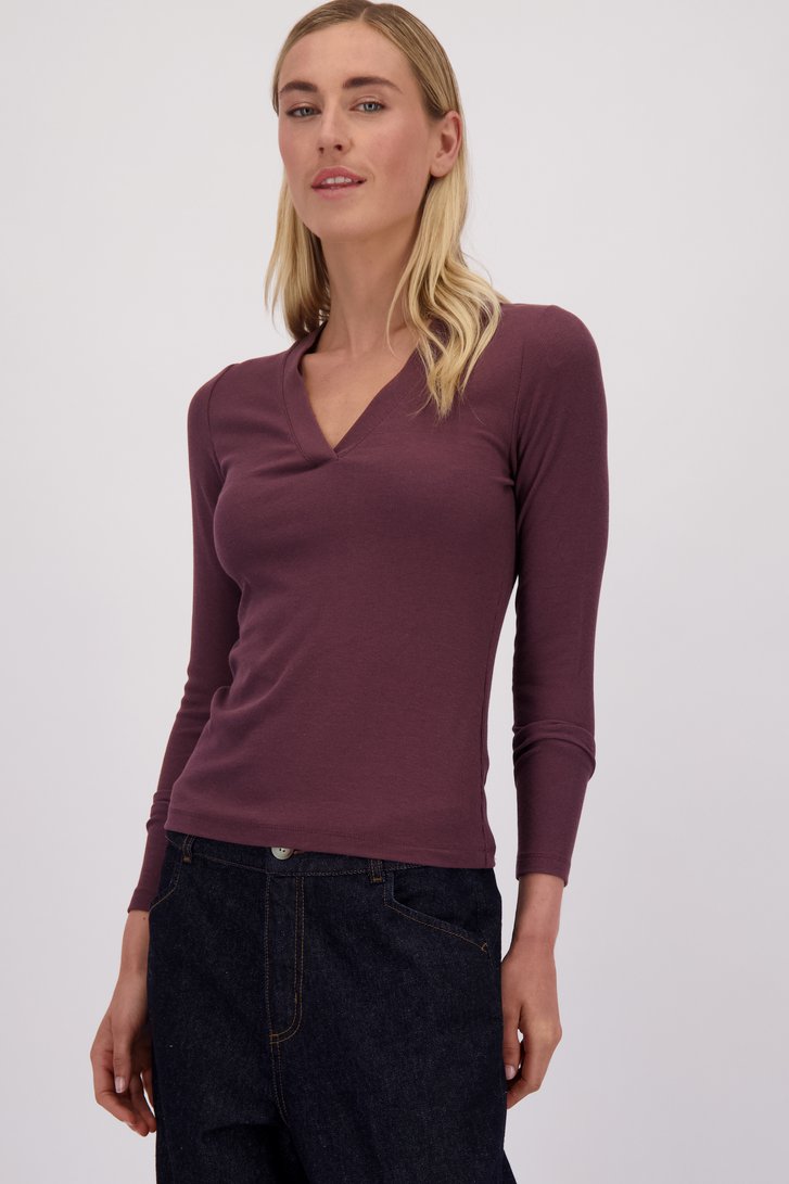 Voorkant van Bordeaux T-shirt met V-hals en lange mouwen door Liberty Island voor Dames