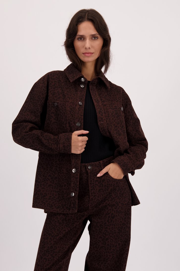 Voorkant van Bruine jeansvest met luipaardprint door Louise voor Dames