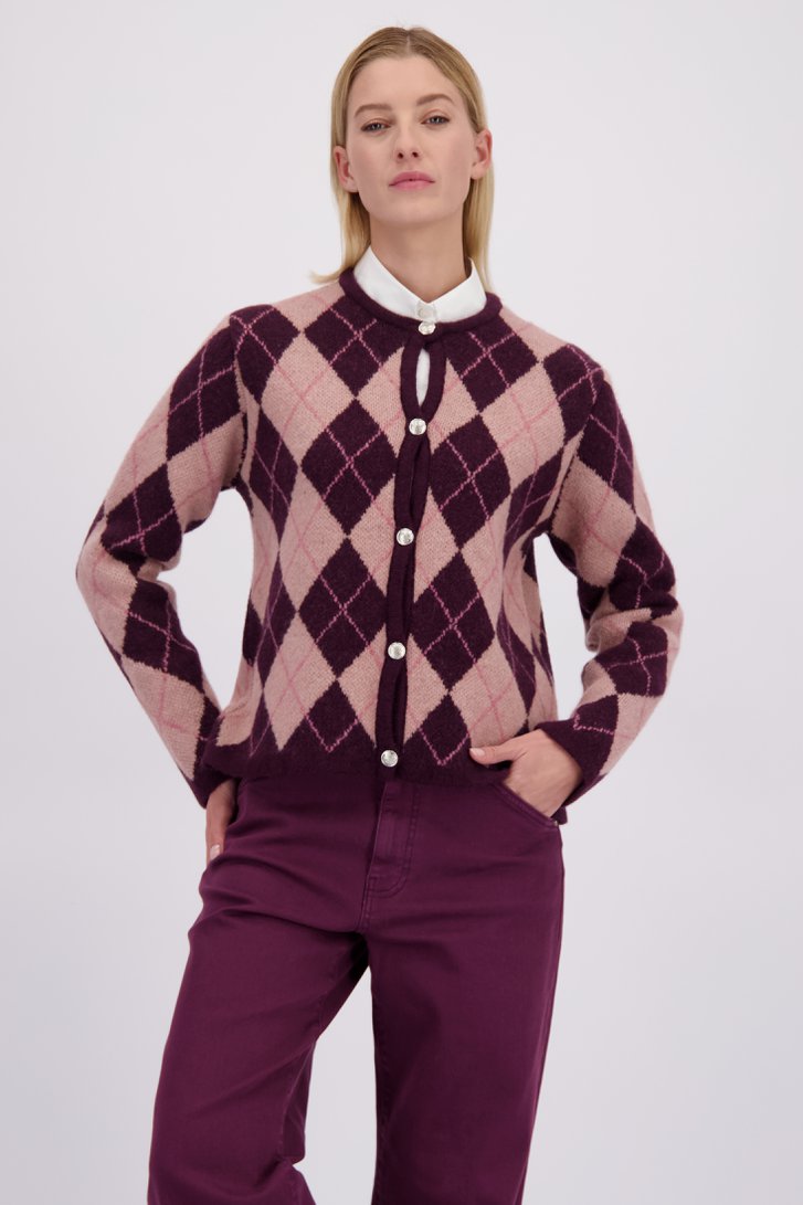 Le devant de Cardigan à carreaux bordeaux et rose de More & More pour Femmes