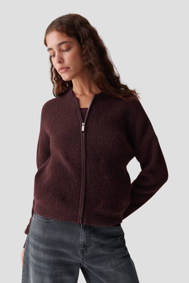 Le devant de Cardigan bordeaux en laine et mohair de Opus pour Femmes