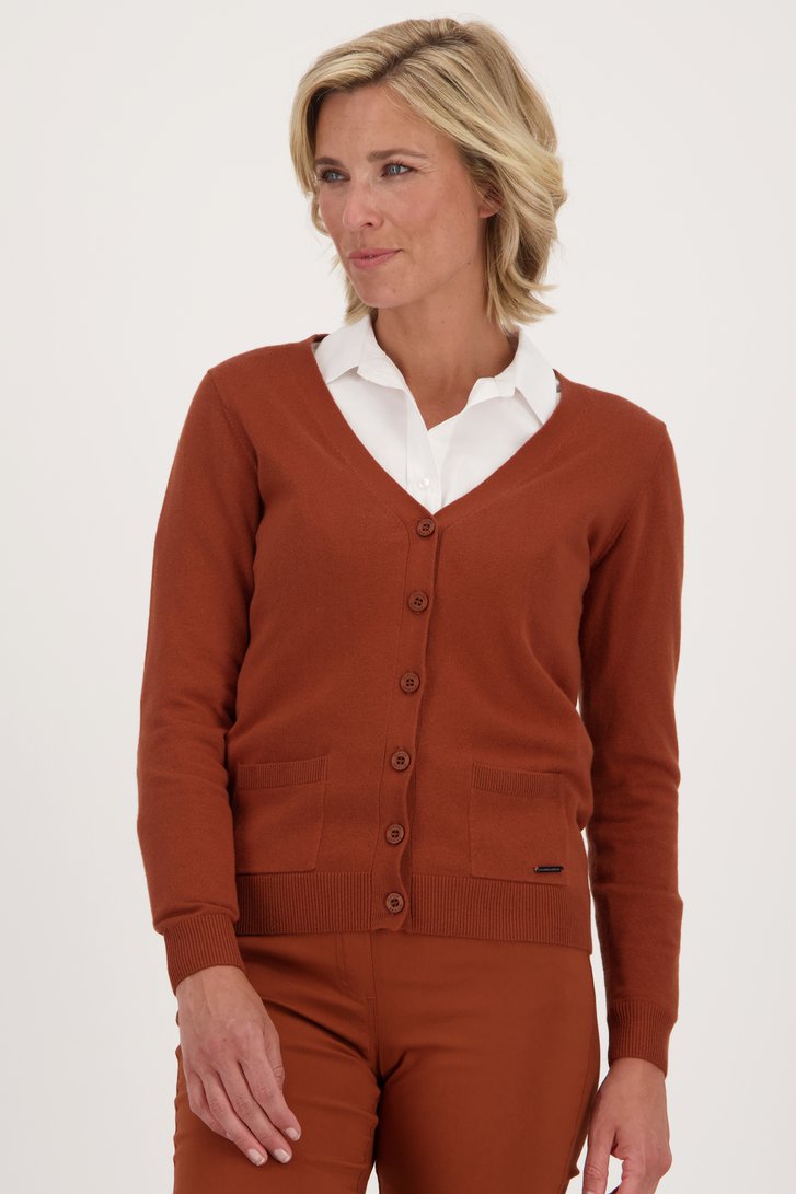 Le devant de Cardigan brun-orange avec boutons tonaux	 de Claude Arielle pour Femmes