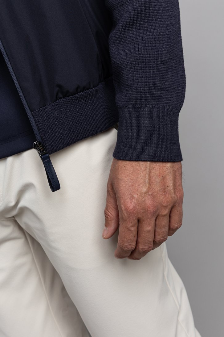 Détail de Cardigan de golf bleu foncé avec fermeture zippée de Dansaert Golf Club pour Hommes