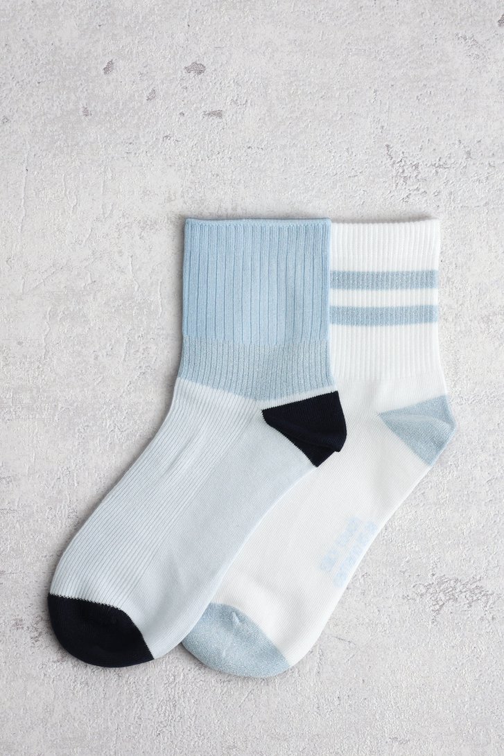 Le devant de Chaussettes basses colorblock bleues - 2 paires de Camano pour Femmes