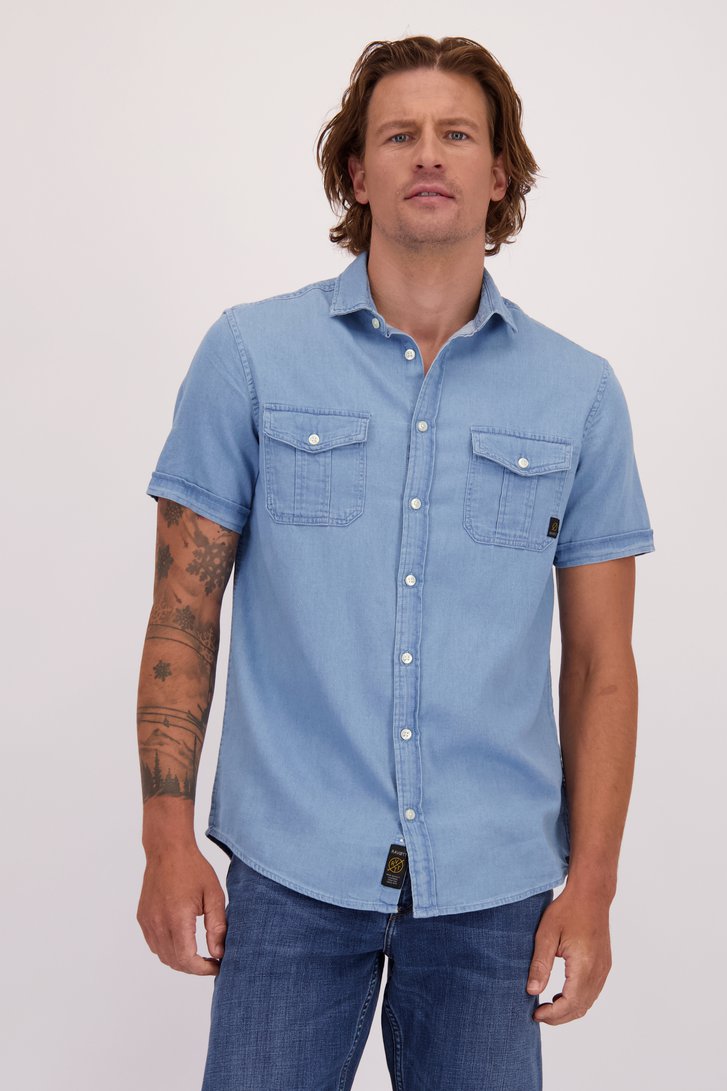 Le devant de Chemise bleu clair effet denim – Regular fit de Ravøtt pour Hommes