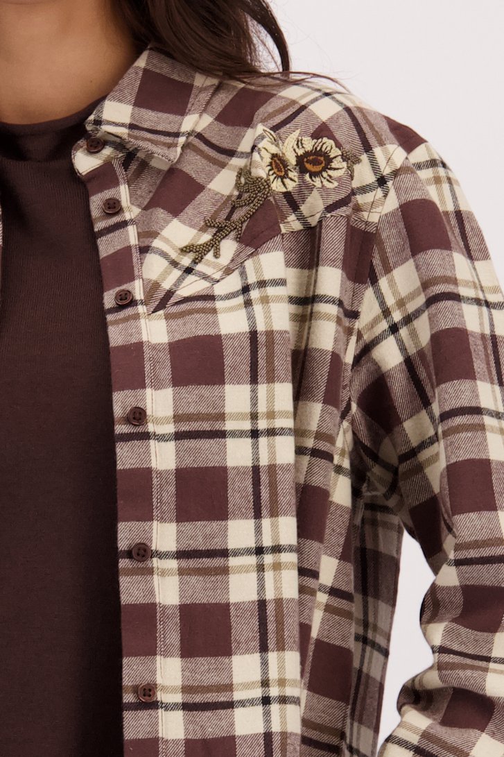 Détail de Chemise de bûcheron brune avec fleurs brodées de Louise pour Femmes