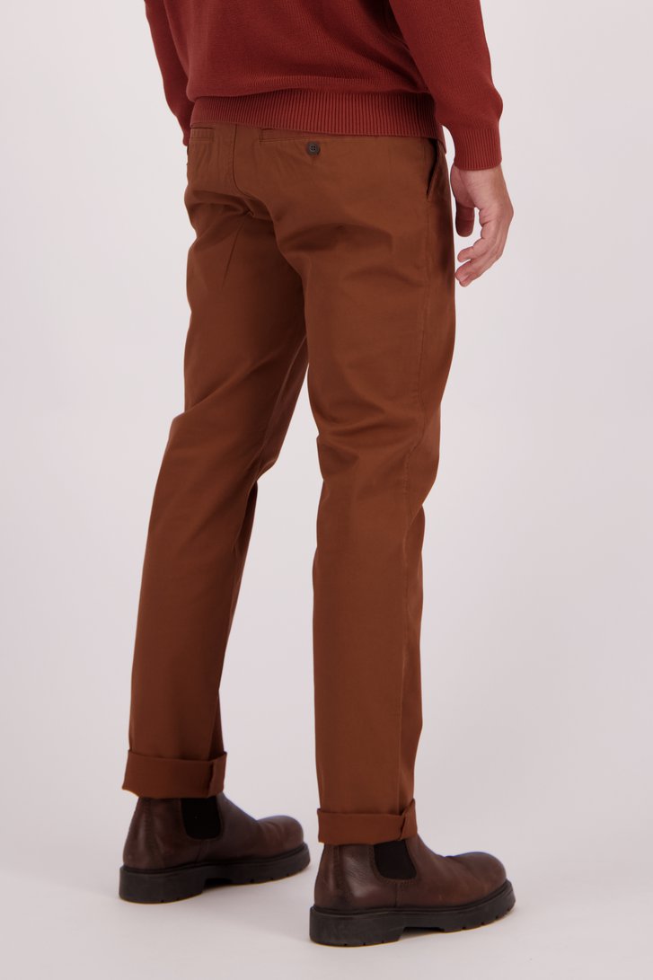 Le dos de Chino rouille de Ravøtt pour Hommes