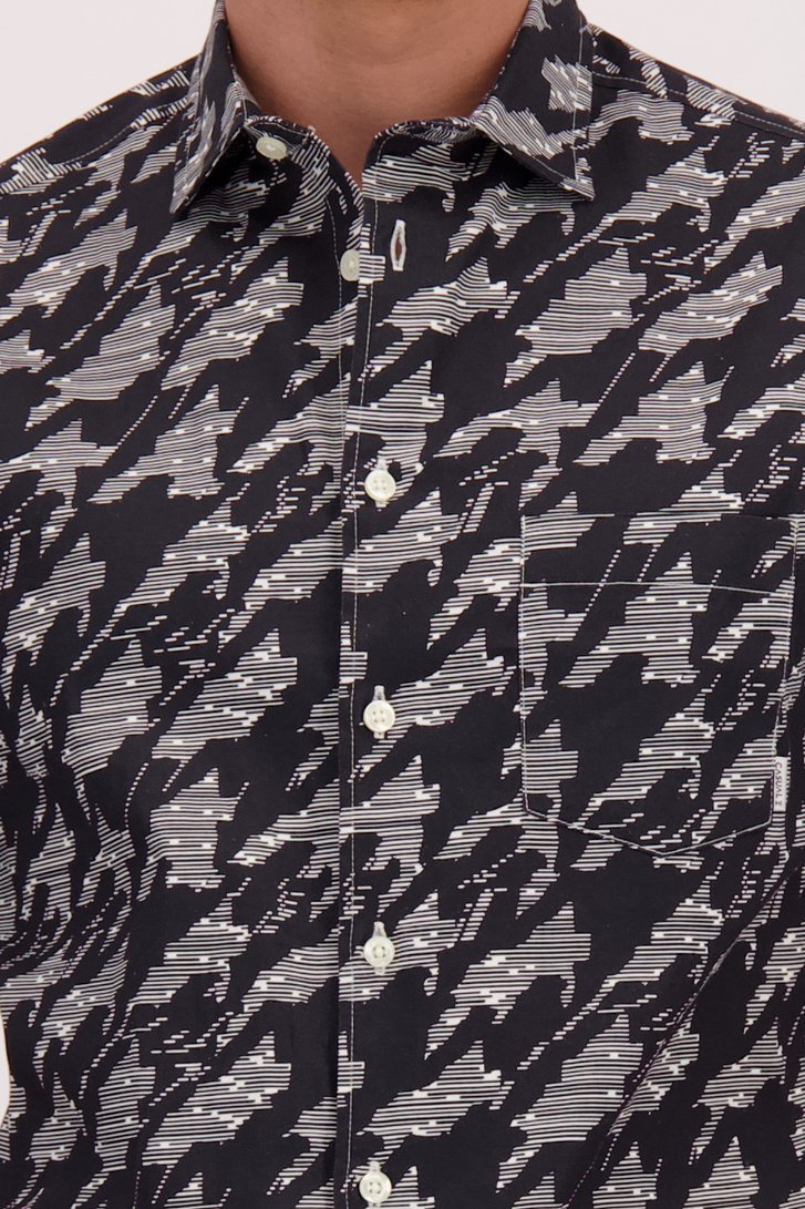 Detail van Donkerblauw hemd korte mouw - Regular fit door Casual Five voor Heren