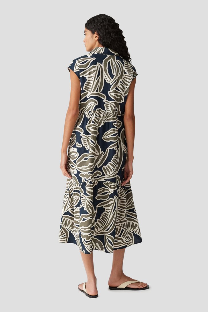 Donkerblauw midi kleedje met groene bladerprint van Opus voor Dames