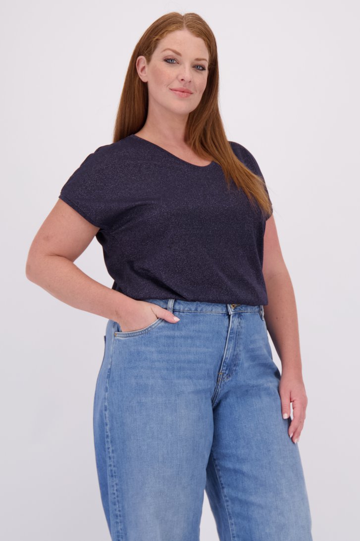Voorkant van Donkerblauw T-shirt met glitter door ONLY Carmakoma voor Dames