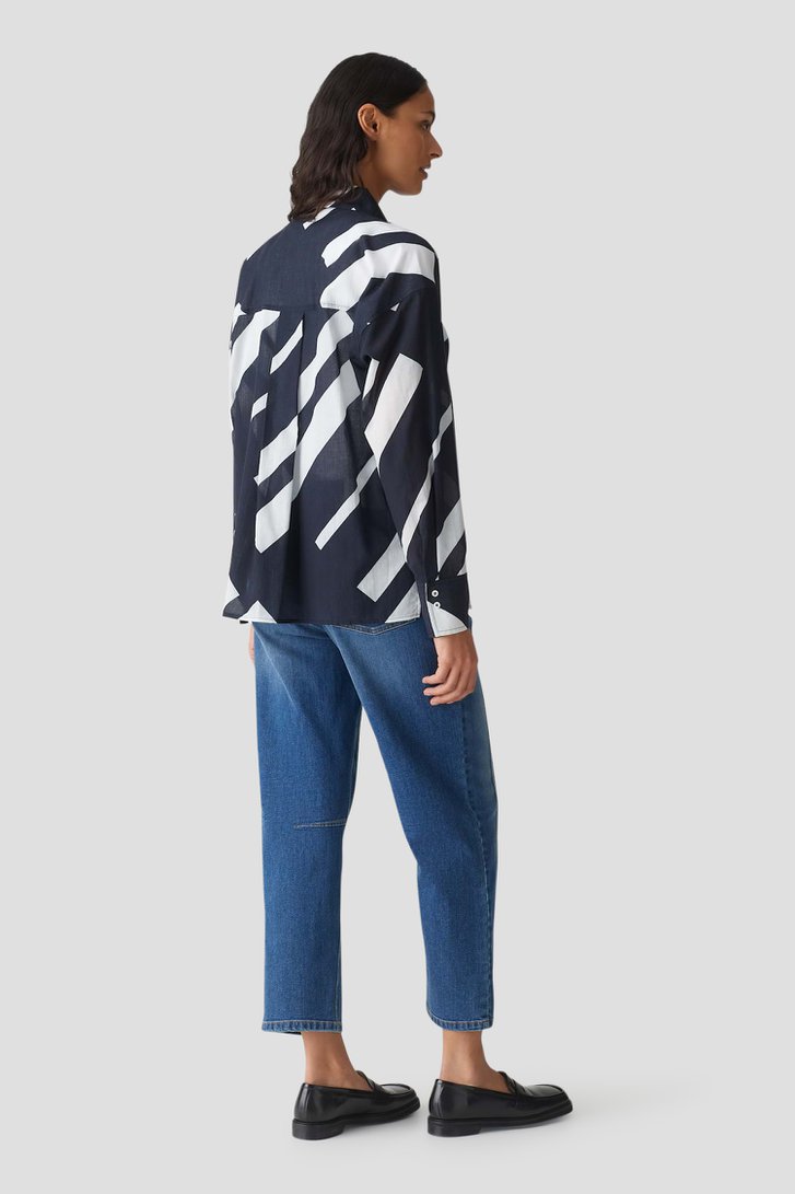 Donkerblauwe blouse met wit gestreept motief van Opus voor Dames