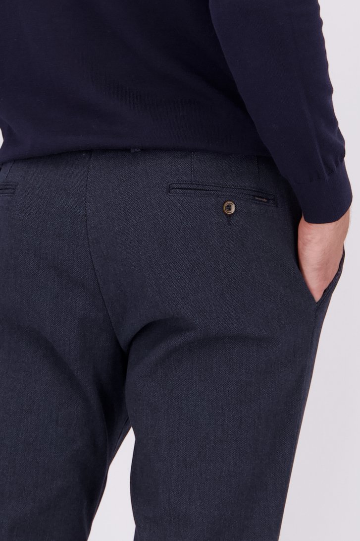 Detail van Donkerblauwe chino - Vancouver - Regular fit door Brassville voor Heren