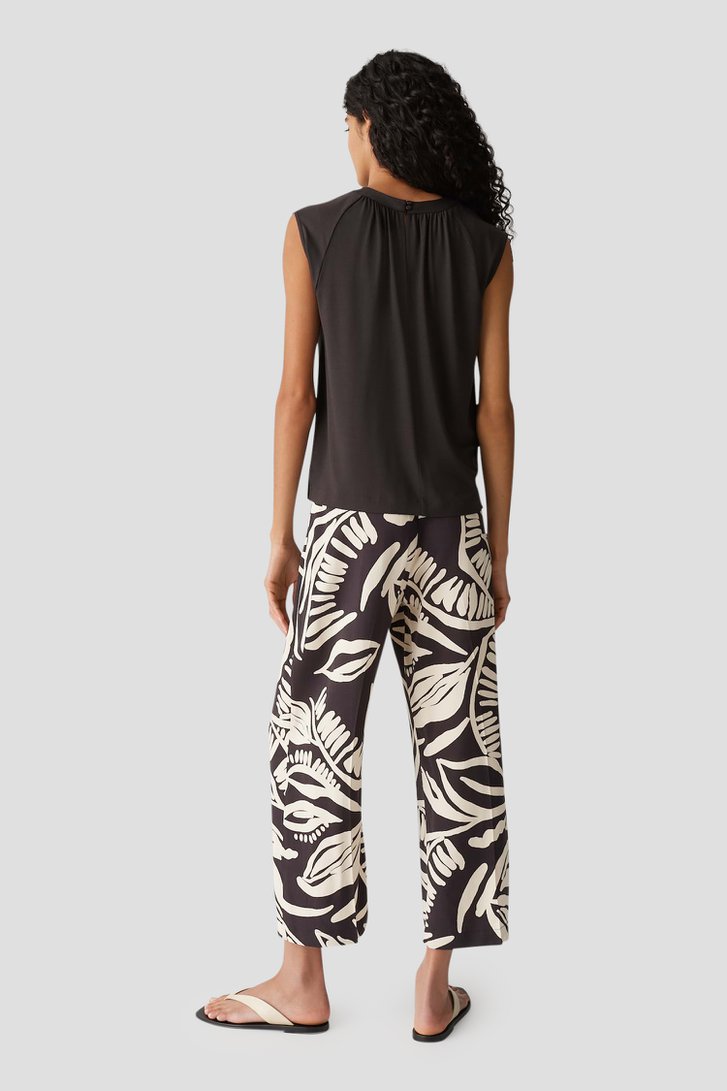Donkerbruin T-shirt met plooitjes van Opus voor Dames