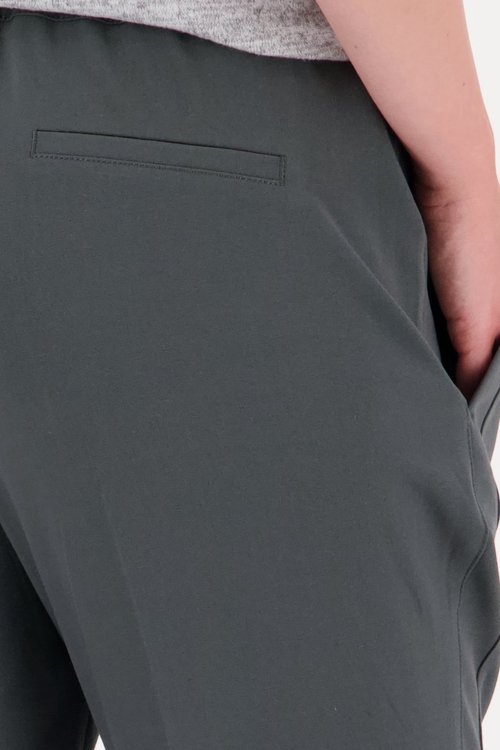 Donkergrijze broek met plooiband - slim fit van Opus voor Dames