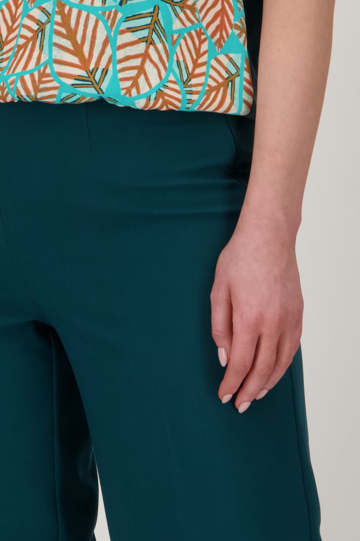 Detail van Donkergroene broek  door Libelle voor Dames