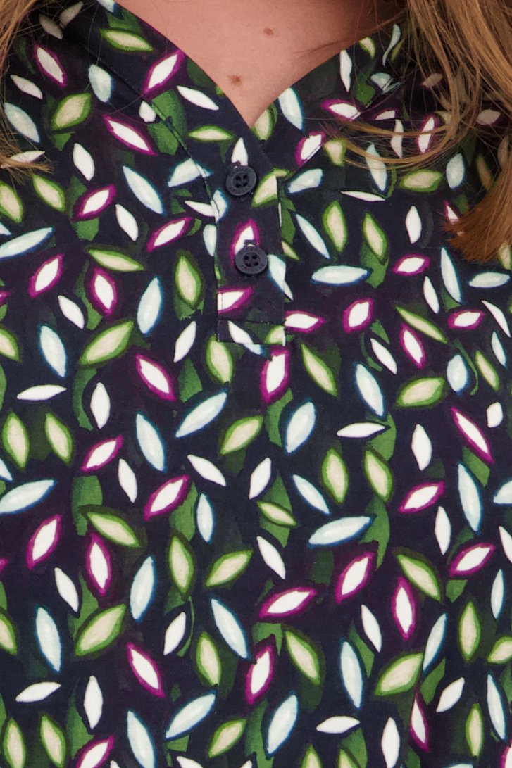 Donkergroene polo met bladerprint van Claude Arielle voor Dames