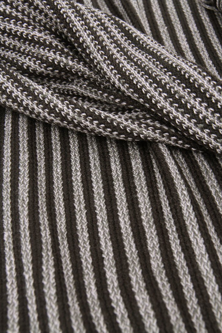 Écharpe rayée gris-noir de Michaelis pour Hommes