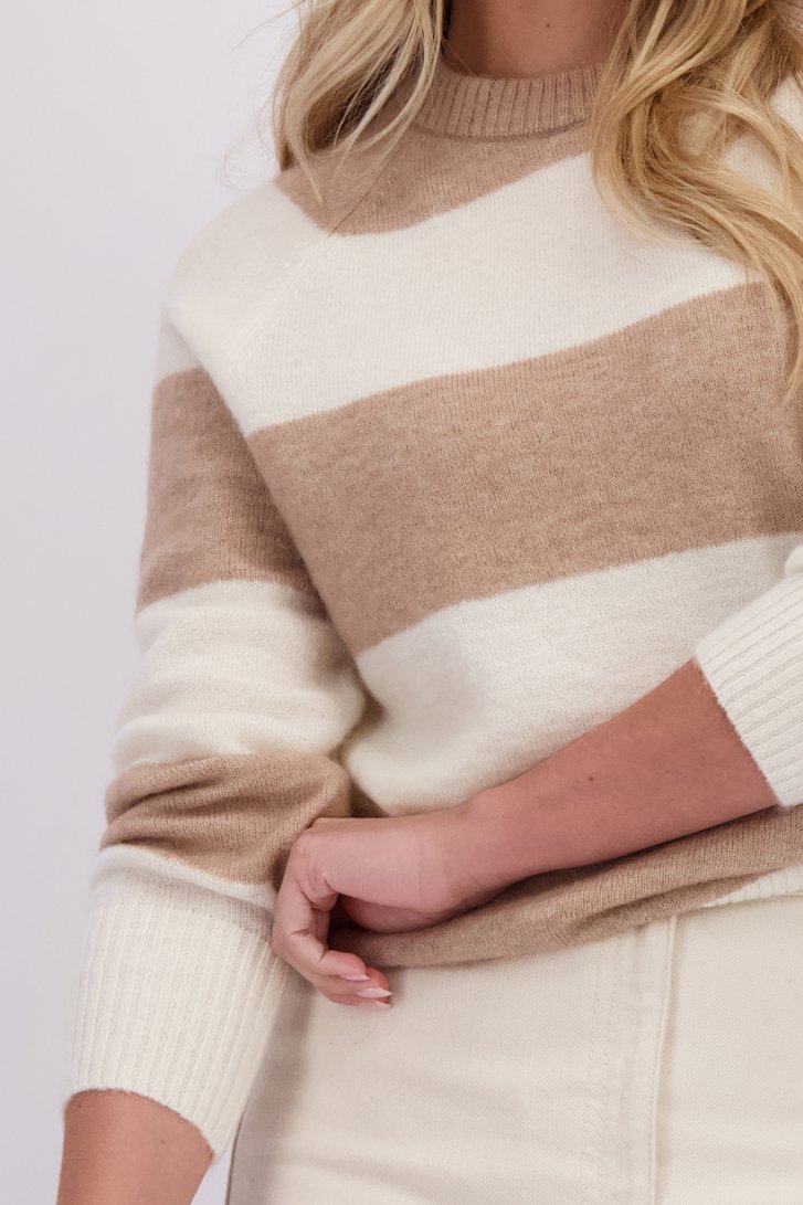 Detail van Ecru gestreepte trui met wol door Liberty Loving nature voor Dames