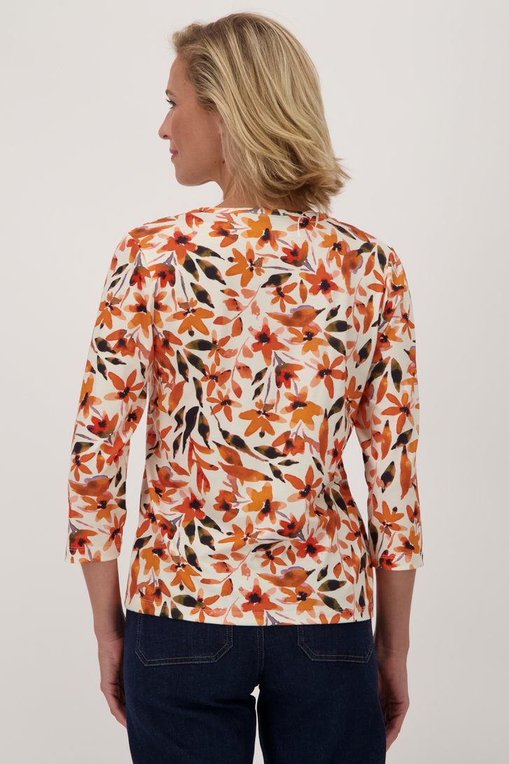 Ecru T-shirt met oranje bloemenprint van Claude Arielle voor Dames