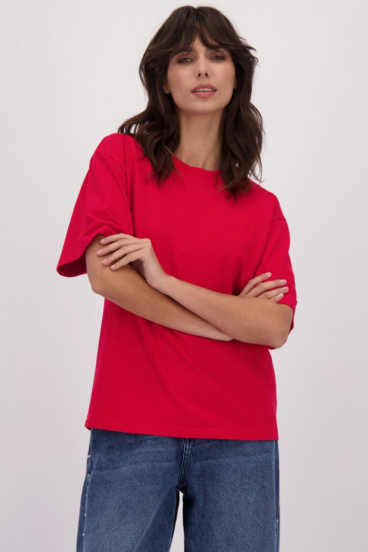 Voorkant van Felrode T-shirt door Louise voor Dames