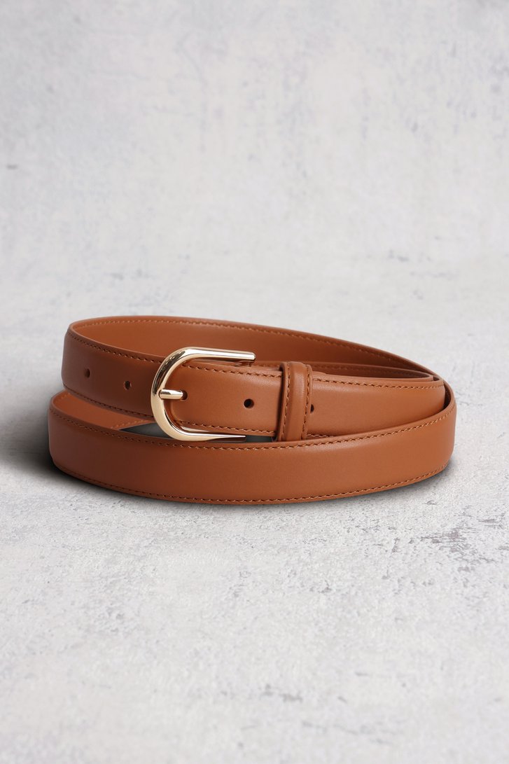 Voorkant van Fijne bruine riem met goudkleurige gesp door Liberty Island voor Dames