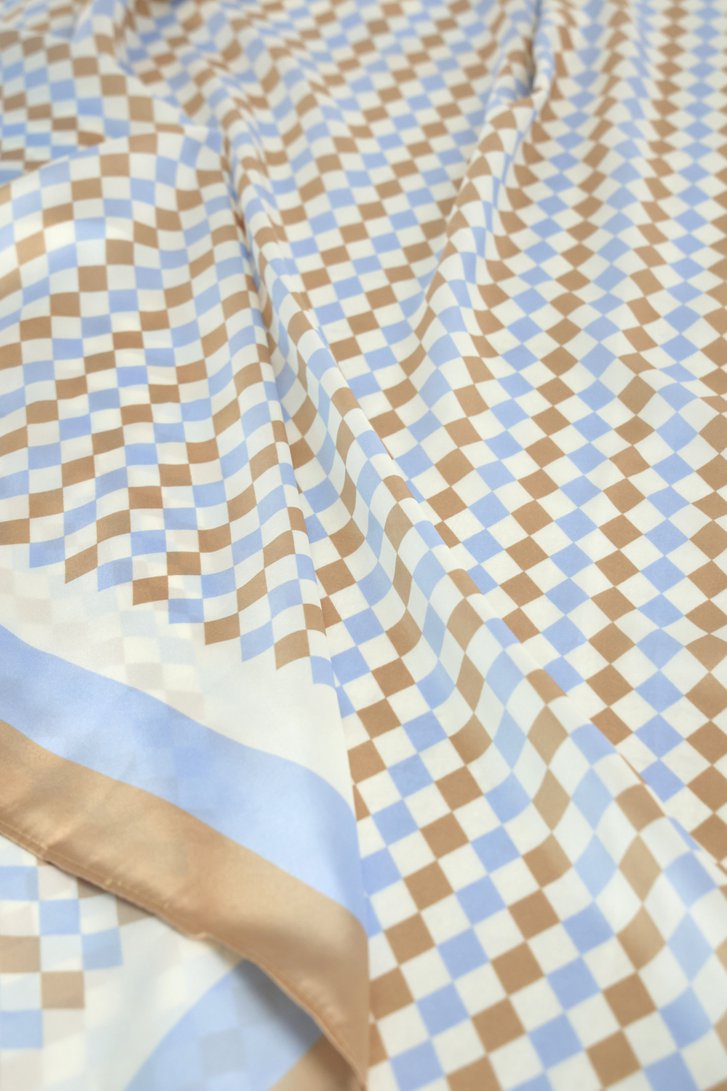 Photo produit 1 de Foulard à motif losanges beige et bleu de Liberty Island pour Femmes