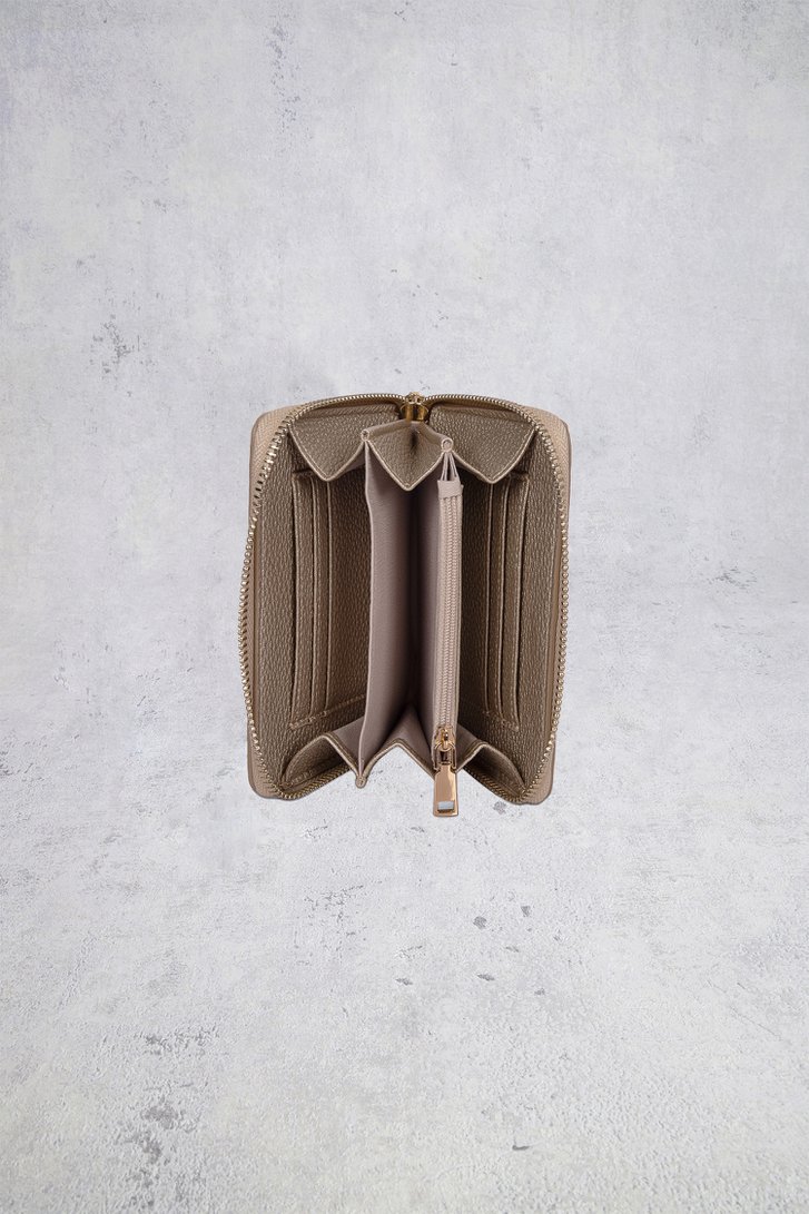 Detail van Goudkleurige portemonnee met leather look door Laurent David voor Dames