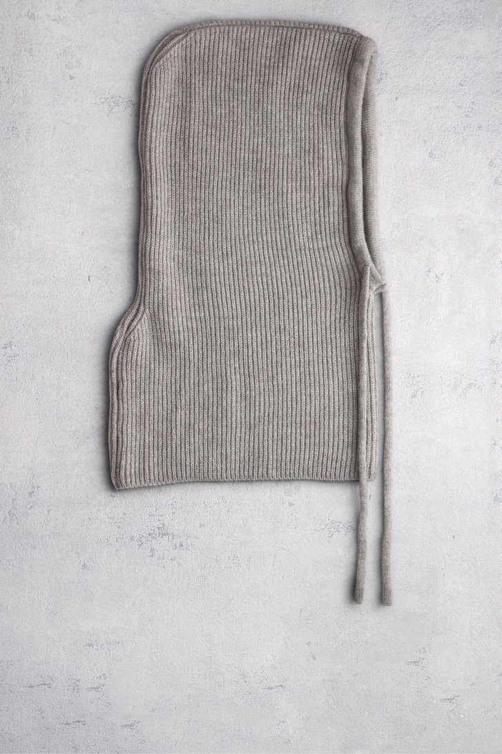 Voorkant van Grijze gebreide balaclava door Liberty Island voor Dames