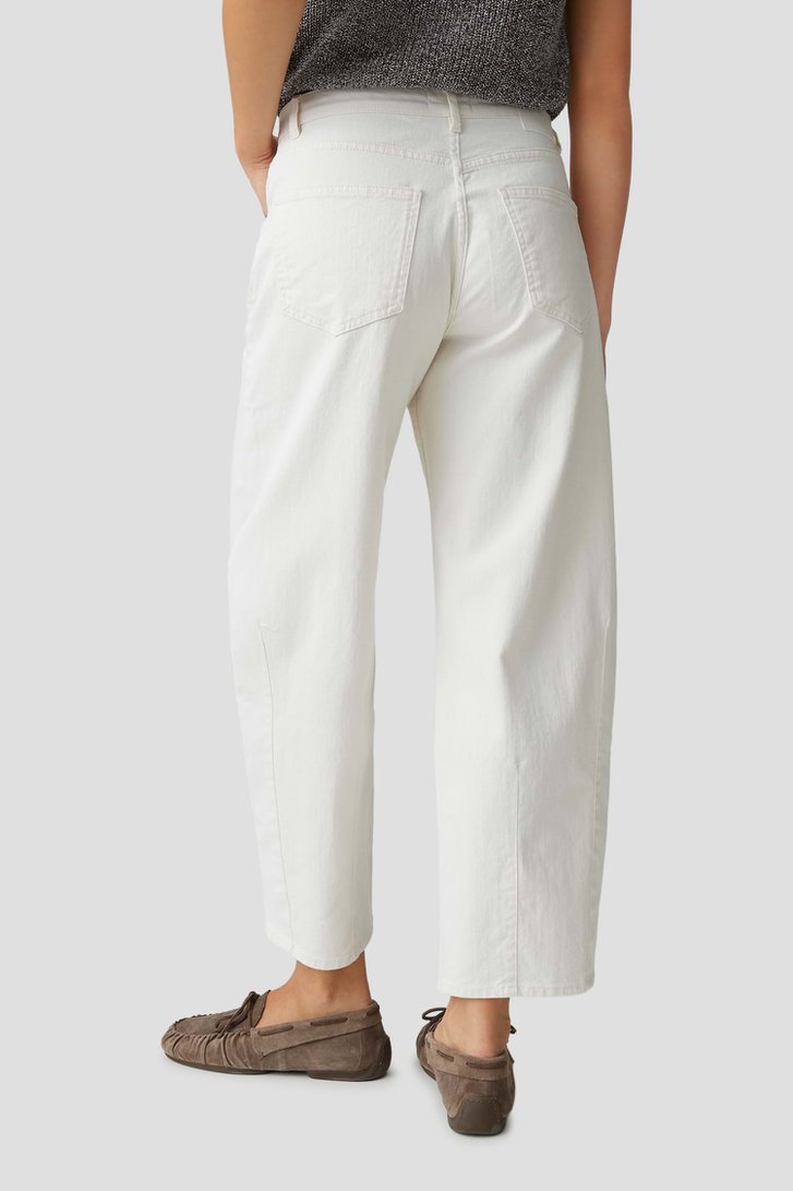 Le dos de Jean blanc – Barrel fit  de Opus pour Femmes