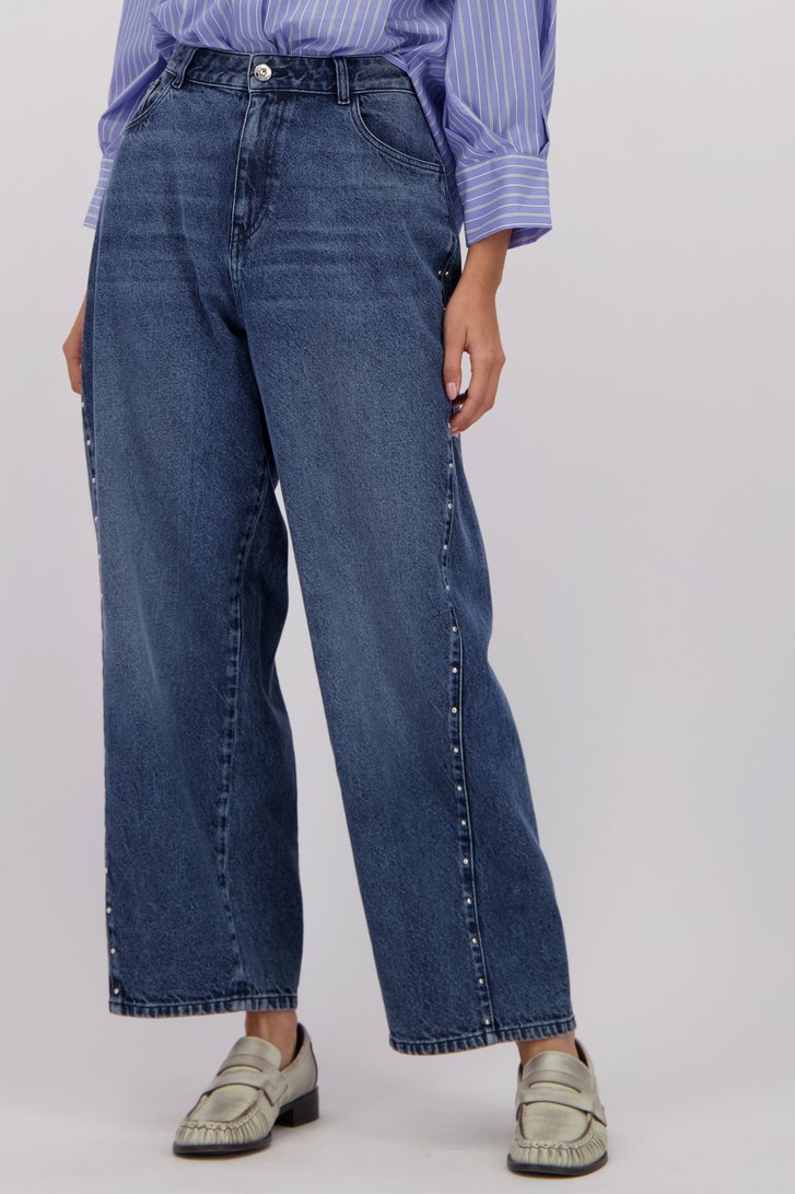 Détail de Jean bleu à clous – Coupe barrel de Louise pour Femmes