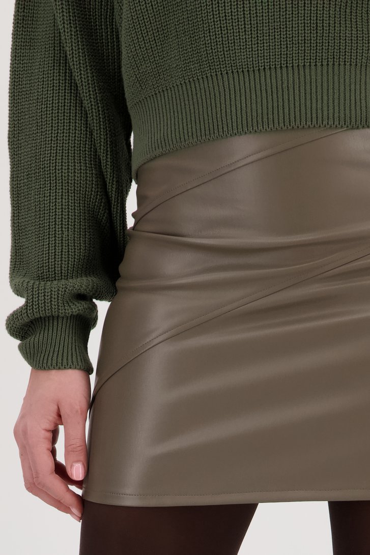 Jupe courte en faux cuir gris-vert de AC by Annelien Coorevits pour Femmes