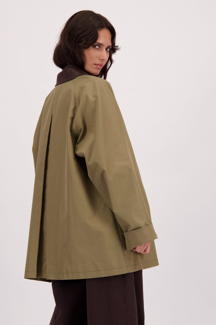 Achterkant van Kaki jas - The Everyday Jacket  door Liberty Island voor Dames