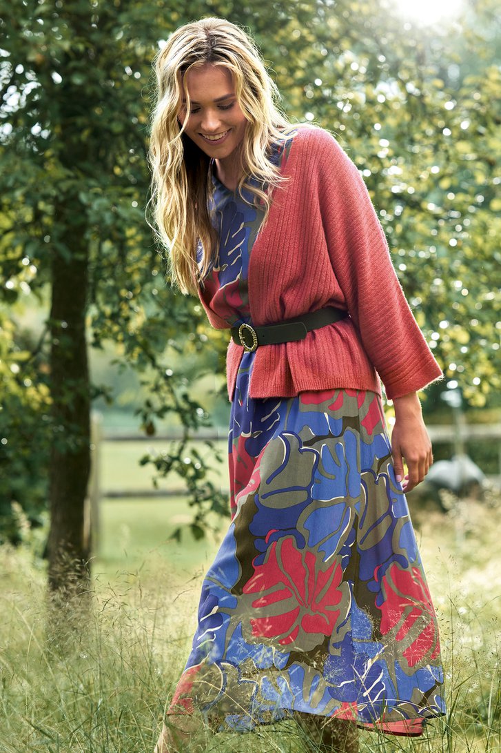 Voorkant van Kaki kleedje met kleurrijke bladerprint door Libelle voor Dames