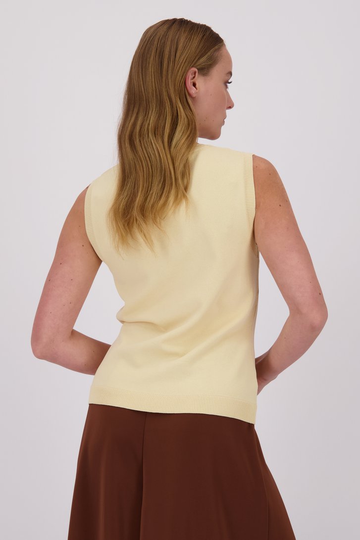 Lichtbeige trui zonder mouwen met parelknopen van D'Auvry voor Dames