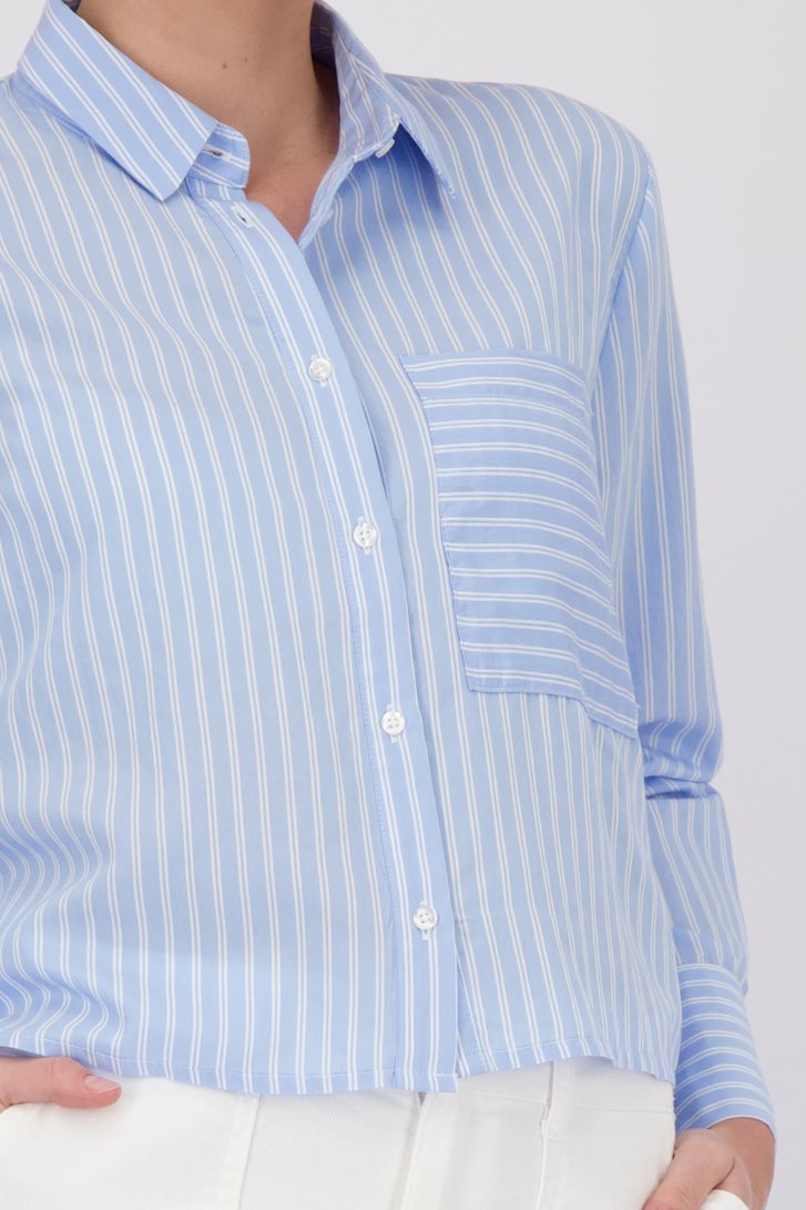 Lichtblauwe blouse met wit gestreept motief van More & More voor Dames