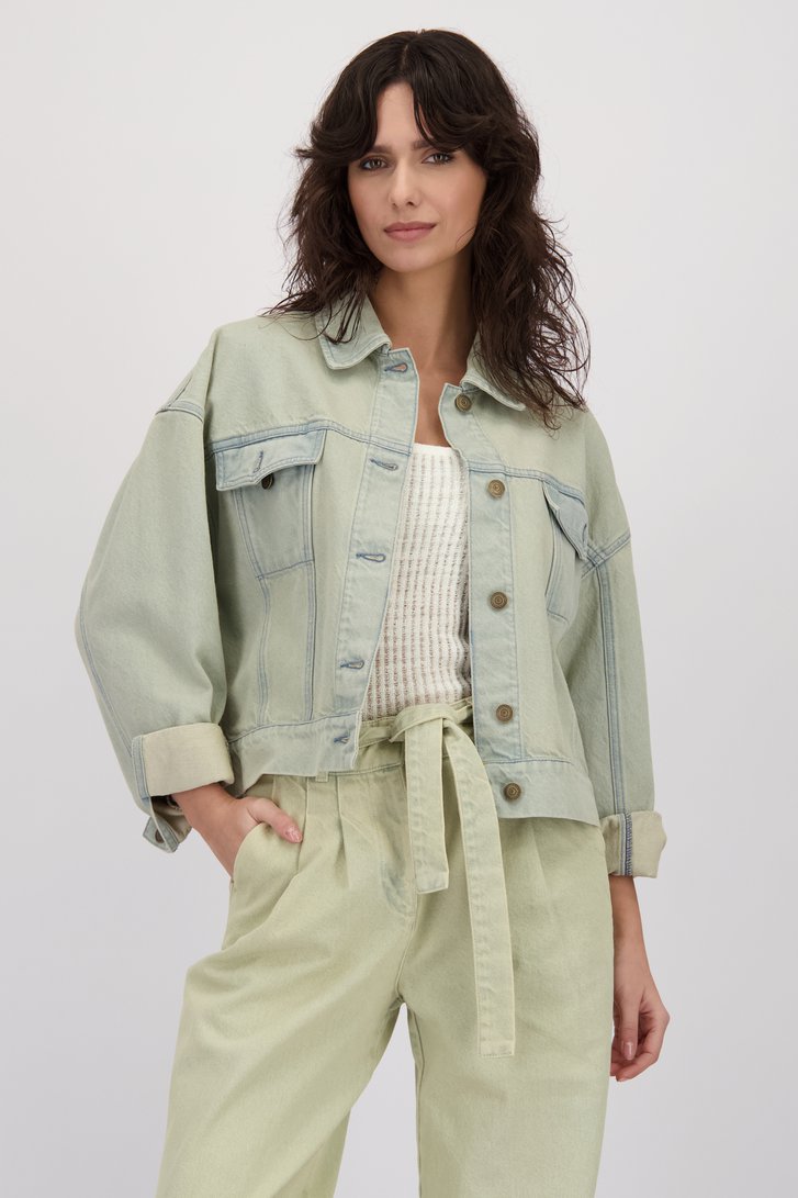 Achterkant van Lichtblauwe jeansvest met verwassen effect door Louise voor Dames