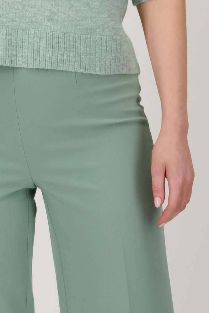 Detail van Lichtgroene 7/8 broek door Libelle voor Dames