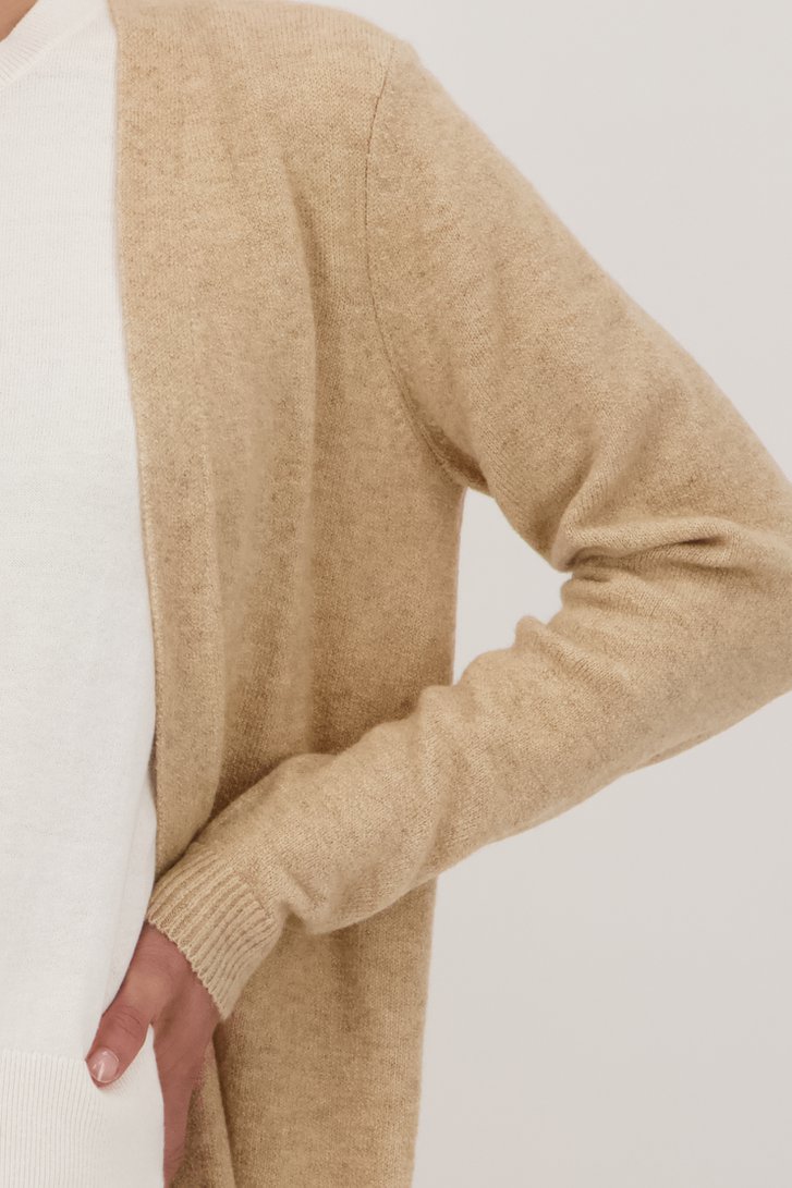 Détail de Long cardigan beige sans boutons de Liberty Island pour Femmes