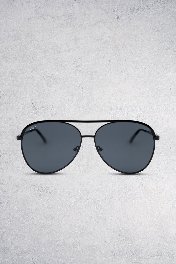Le devant de Lunettes de soleil aviateur noires – Charlie de Otra pour Femmes